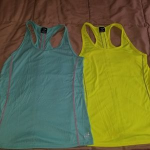 Two BCG tanks size M